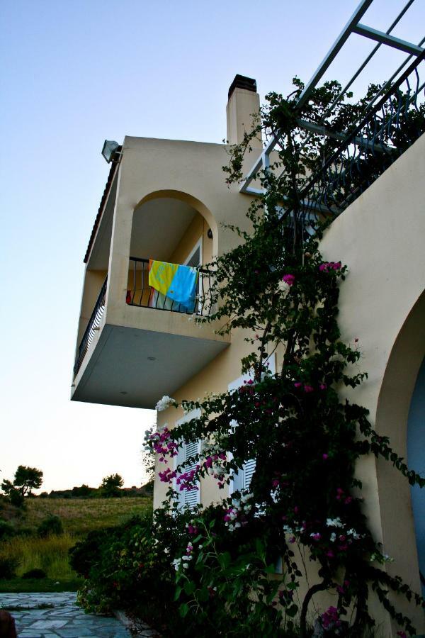 Villa Palmyra Pogoniá 外观 照片
